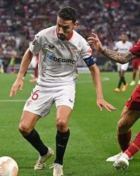  拜仁续约功勋队长至2026年夏季  