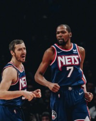  杜兰特复出砍下35分助太阳击败掘金  