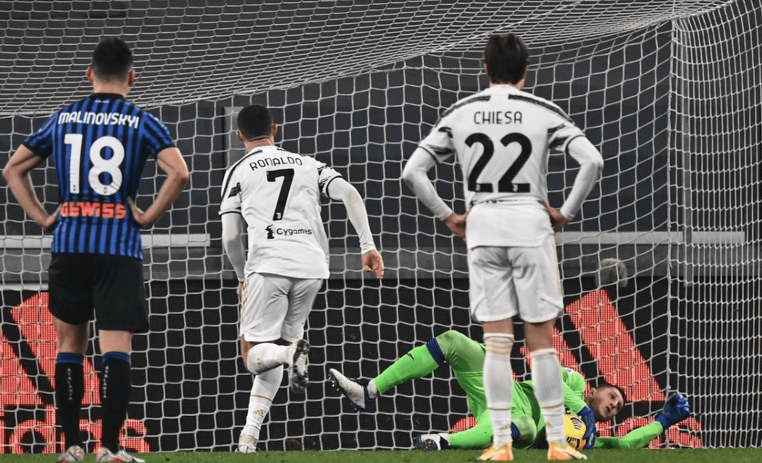  尤文图斯客场闷平博洛尼亚，基耶萨失点遭质疑  