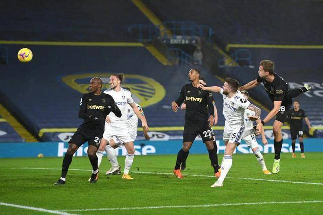  柏林联合升班马首个赛季惊险保级  