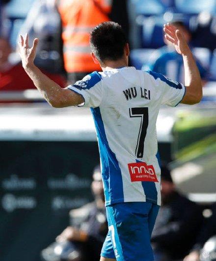  法兰克福前锋科尔皮安卡斯破进球荒终获首球  